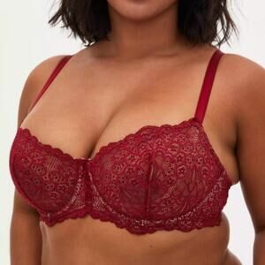 Torrid Curve Brand Peacock Lace Balconette Bra Size 42C Biking Red Underwire